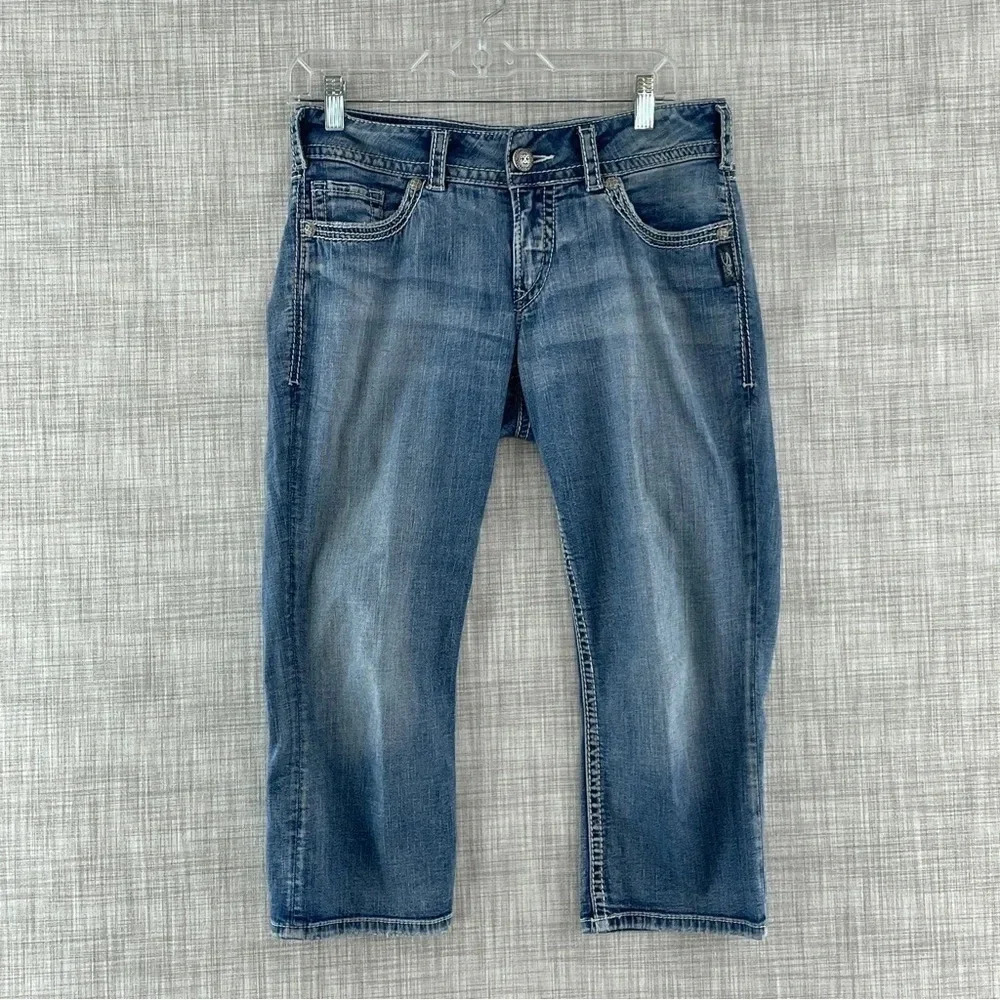 Silver Jeans Women's Size 28 Waist Suki Surplus Capri Jeans 2788